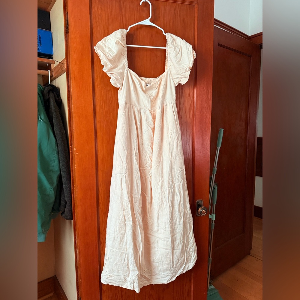 Cream Puff Sleeve Dress